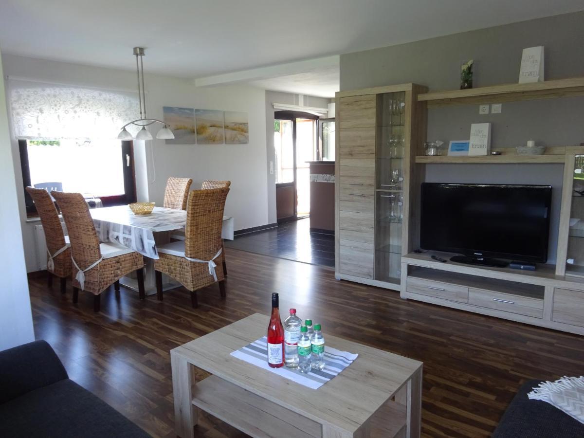 Ferienwohnung Schwiemann, Erdgeschoss Cadenberge Buitenkant foto